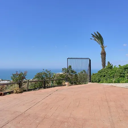 Villa Javier